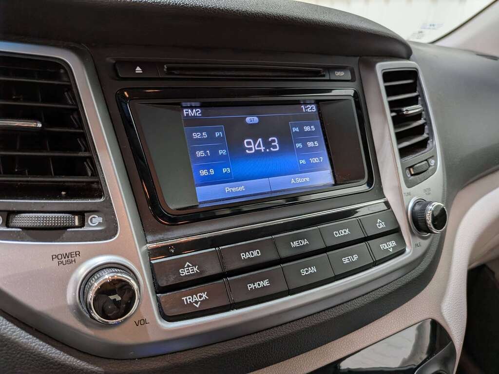 Hyundai Tucson AWD 4dr 2.0L 2017 Blanc Val-David - photo #23