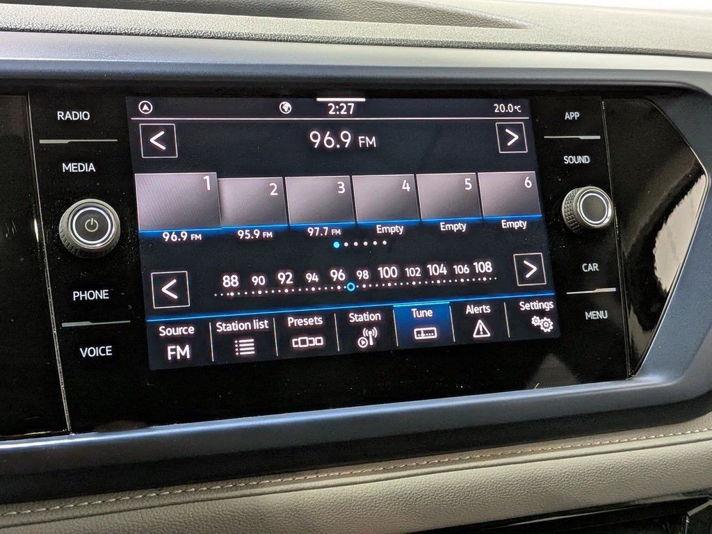 Volkswagen Taos Comfortline FWD 2024 Noir Val-David - photo #19