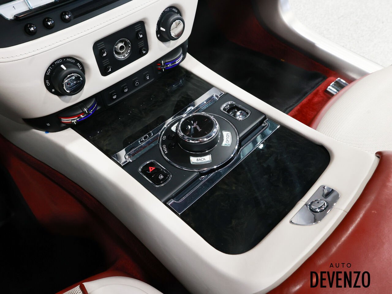 Rolls-Royce Dawn 2016 Blanc Saint-Eustache - photo #16