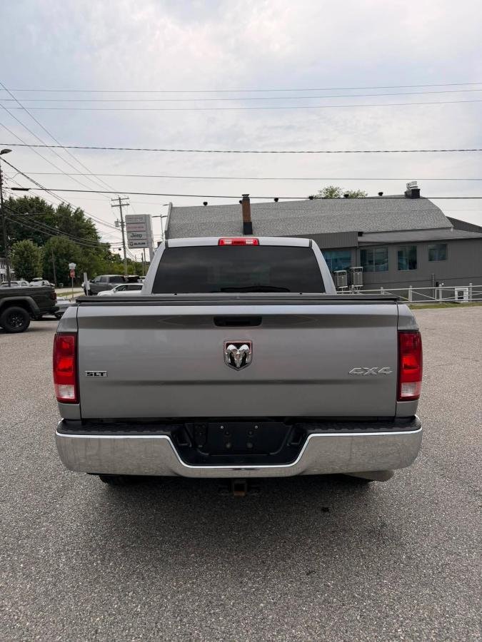 RAM 1500 Classic 2022 Gris Lac Mégantic - photo #7