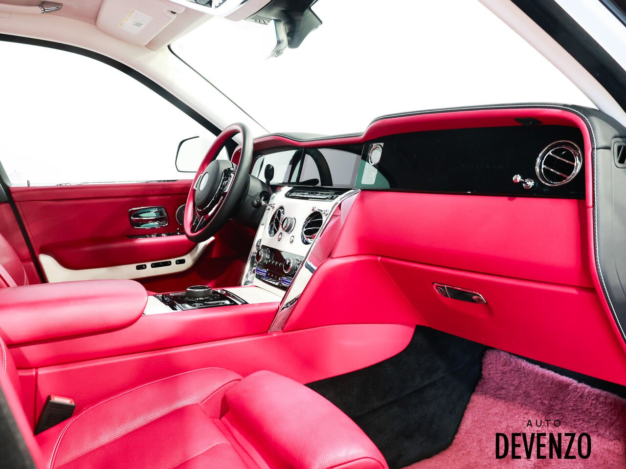2025 Rolls-Royce Cullinan White Saint-Eustache - photo #7