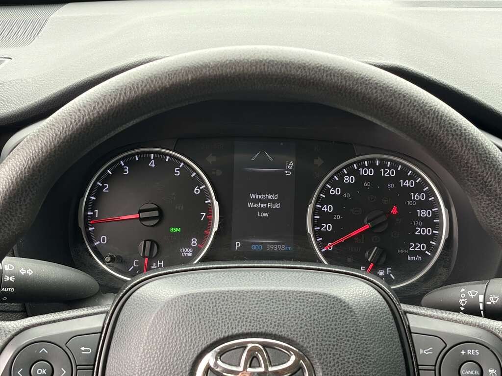 2020 Toyota RAV4 Red Gatineau - photo #13
