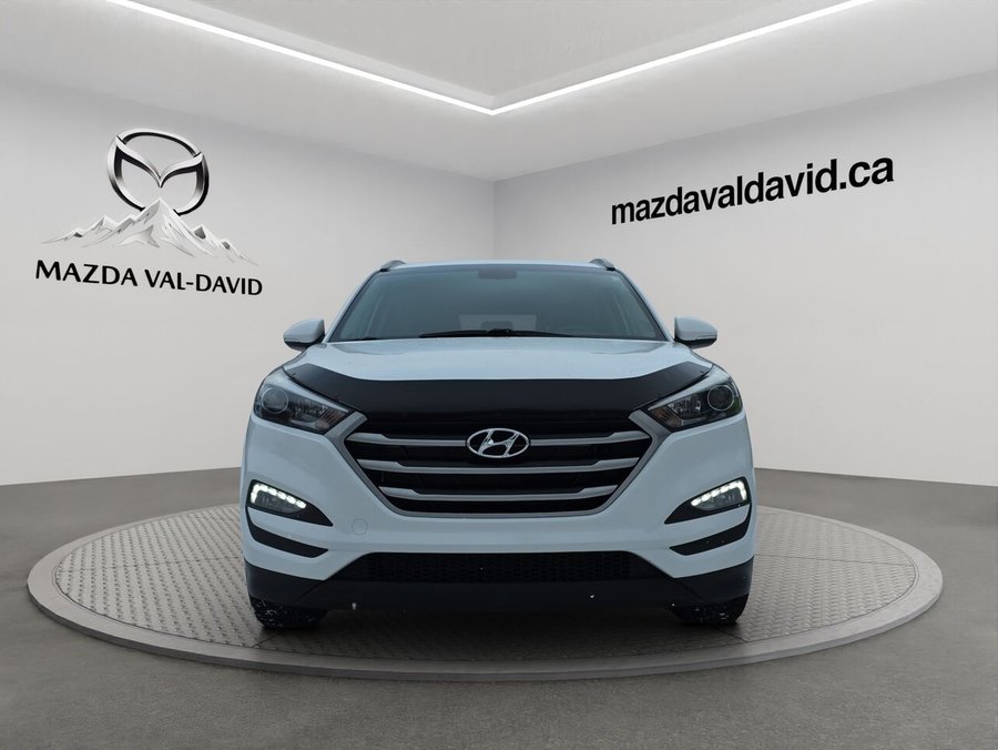 Hyundai Tucson FWD 4dr 2.0L Premium Caméra de recul, Banc chauffant, Volant Chauffant , mag 2017 Argent