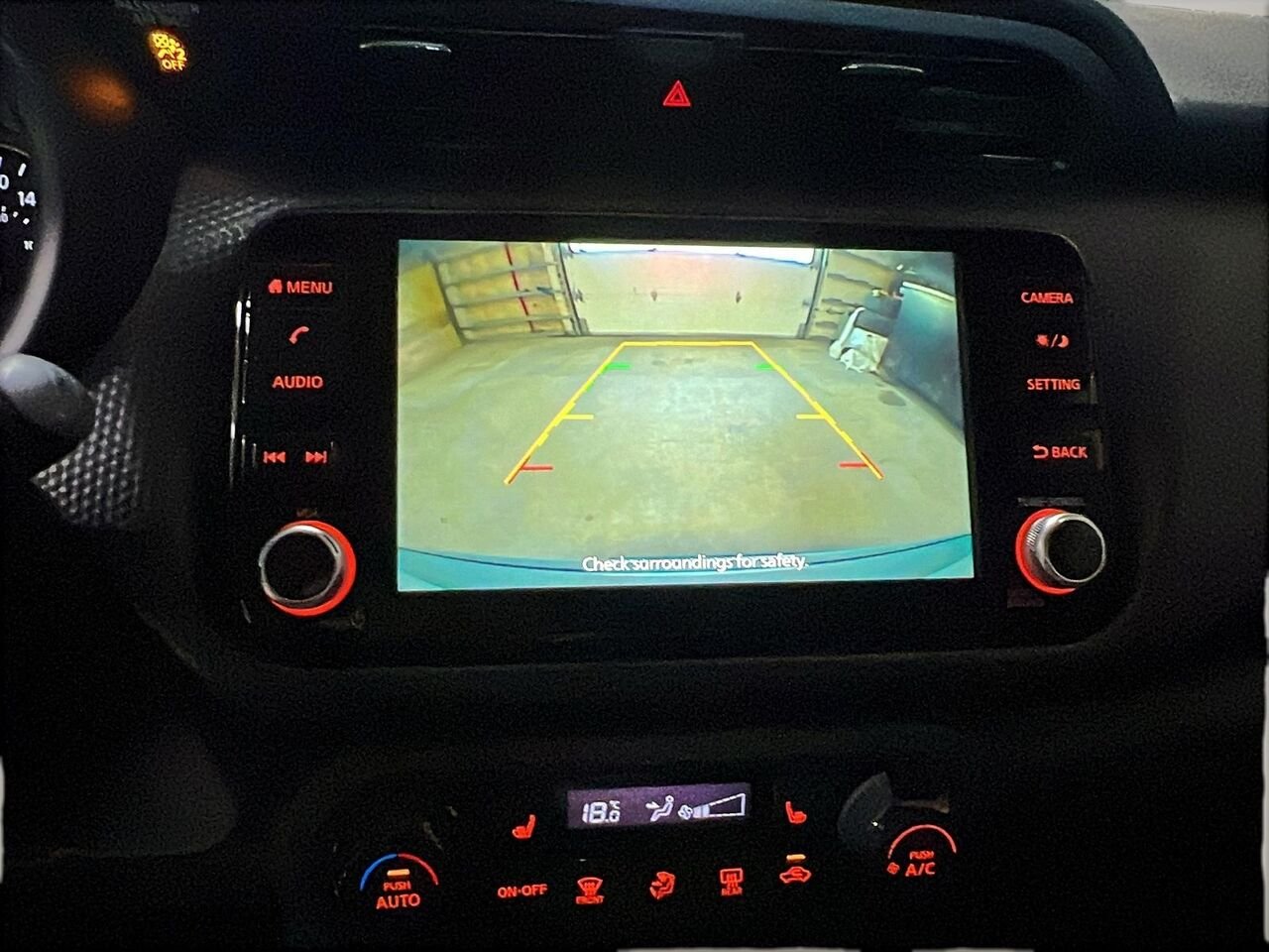 Nissan KICKS PLAY SV TA 2025 Gris Québec - photo #16