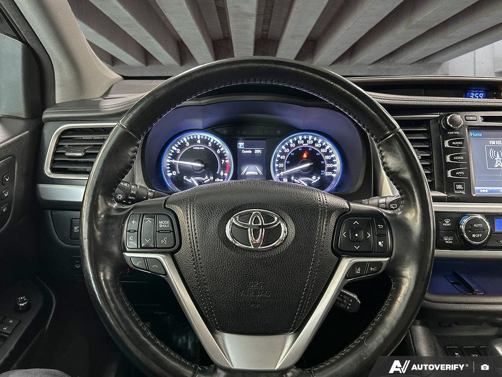 2017 Toyota Highlander 2601806A | Limited White Edmonton - photo #13