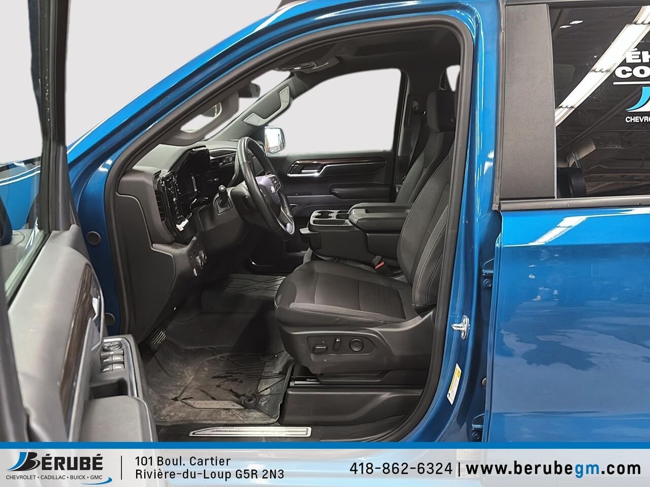 2024 CHEVROLET 1500 4RM, CAISSE COURTE, CAB. MULTIPLAC LT Blue Rivière-du-Loup - photo #7