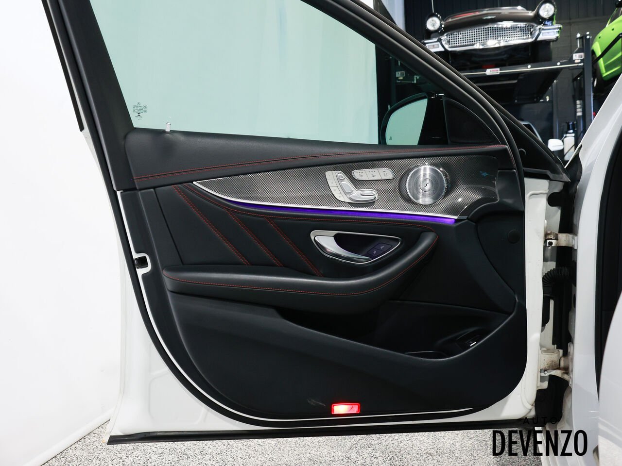 Mercedes-Benz E-Class 2019 Blanc Saint-Eustache - photo #11