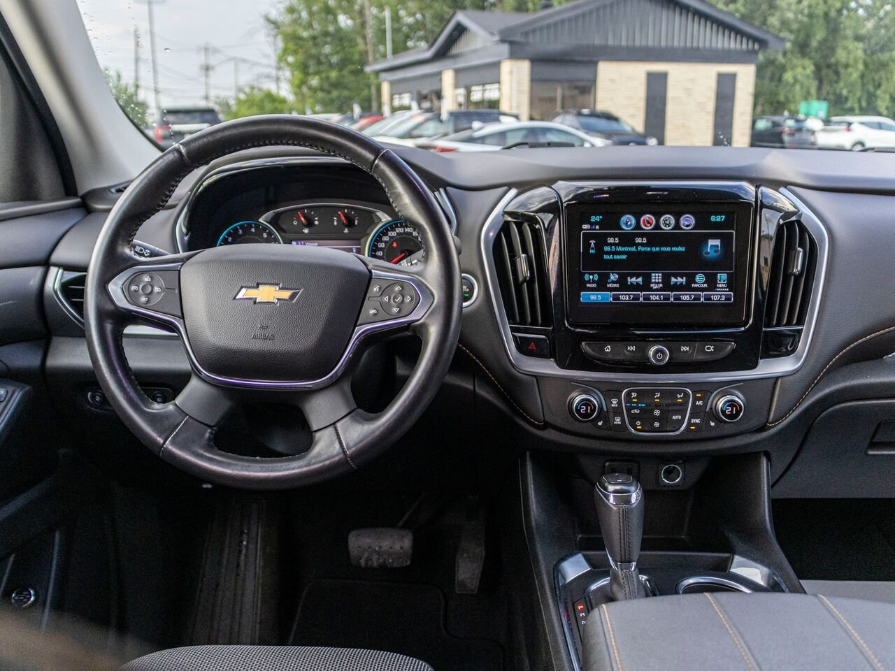 2019 Chevrolet Traverse LT tissu 4 portes TI avec 1LT White Châteauguay - photo #8