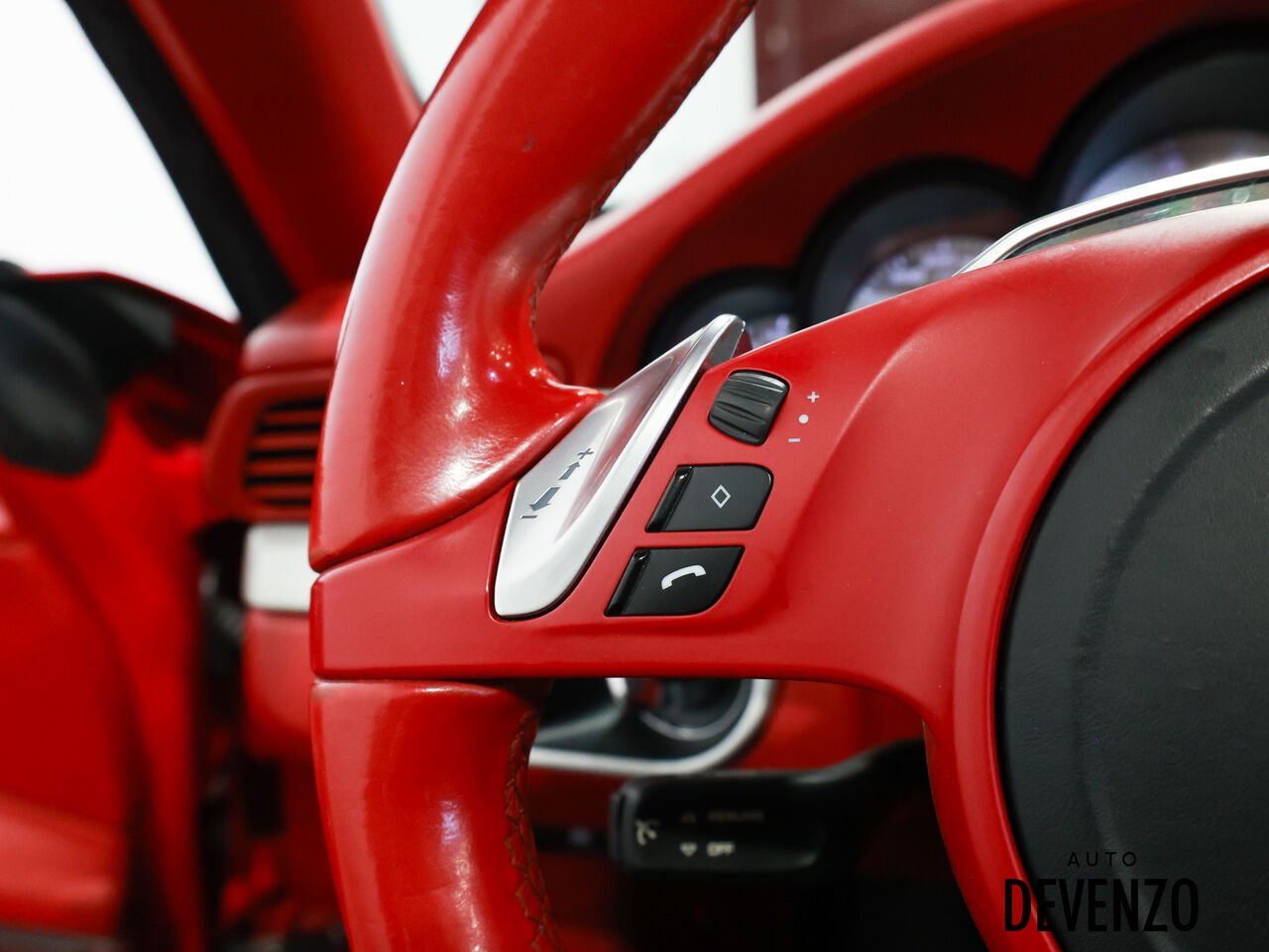 Porsche 911 2016 Rouge Saint-Eustache - photo #13