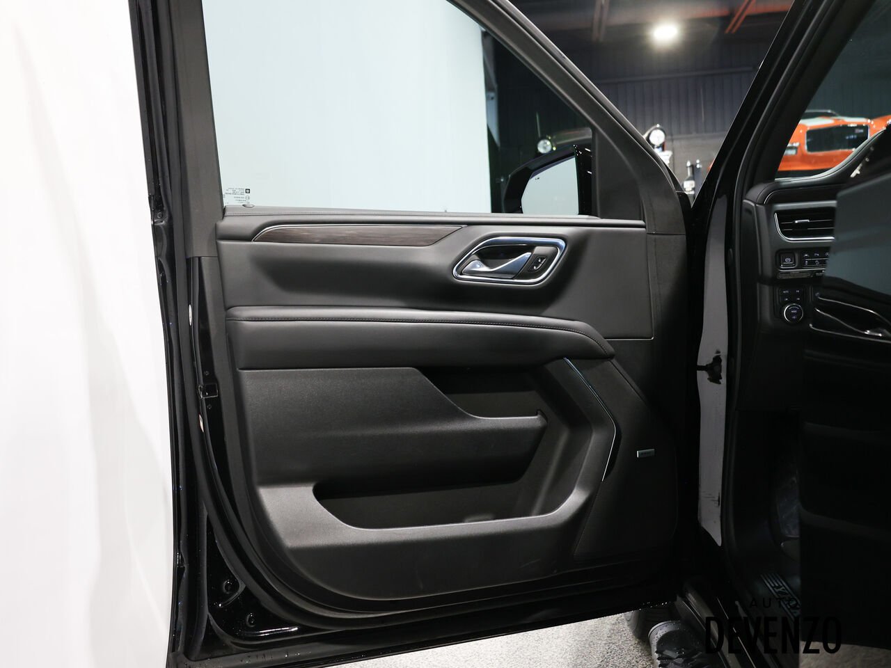 Chevrolet Tahoe 2024 Noir Saint-Eustache - photo #12