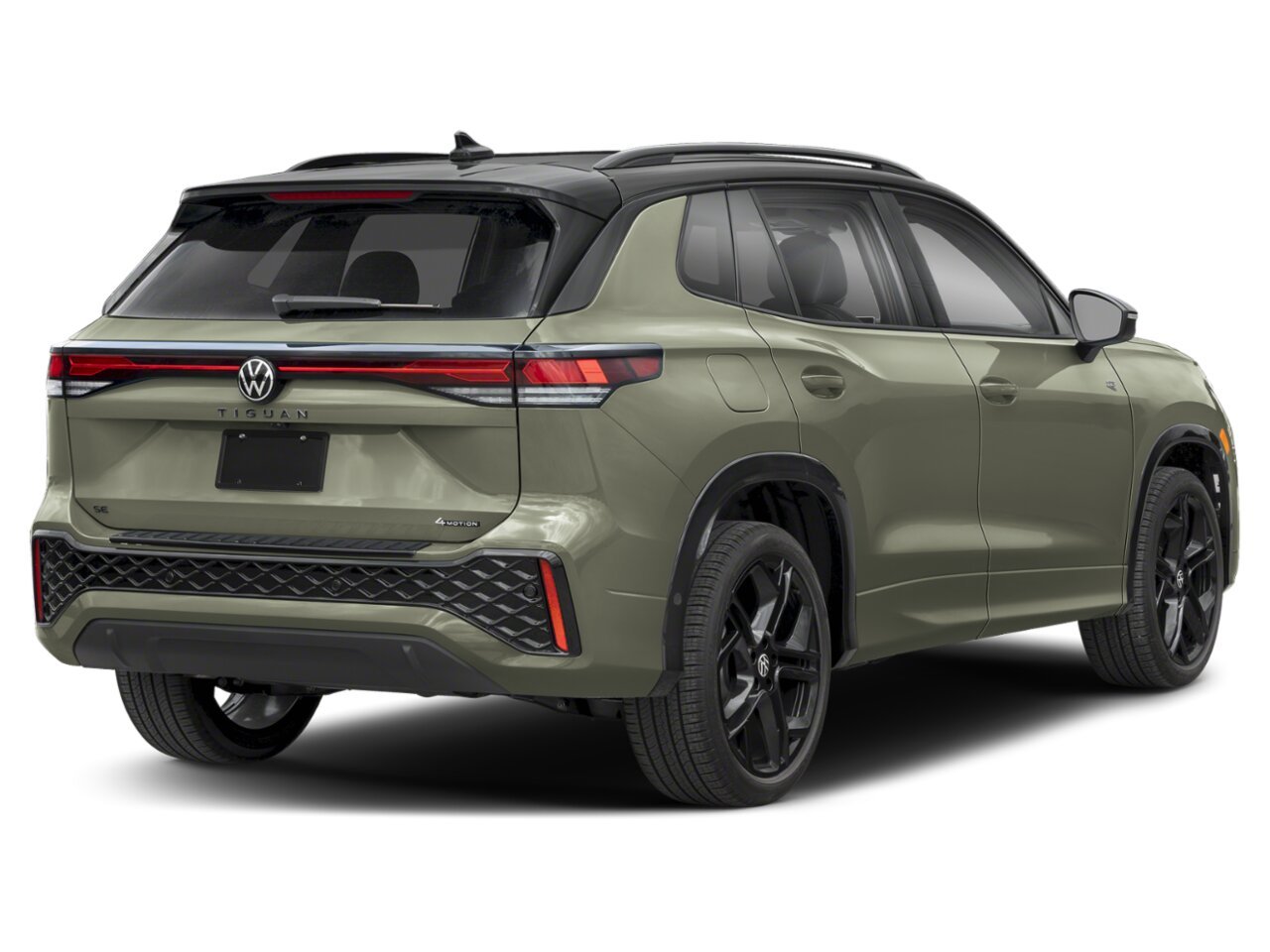 Volkswagen Tiguan 2026 Vert avocat nacré avec toit noir Rouyn-Noranda - photo #1