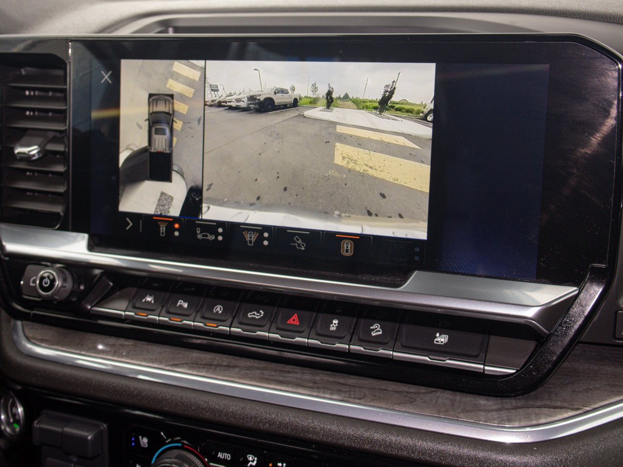 2024 Chevrolet Silverado 1500 4WD Crew Cab 147 LTZ Black Sherwood Park - photo #30