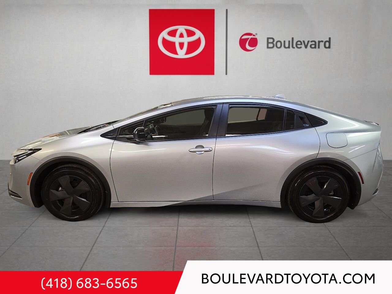 2025 Toyota Prius hybride branchable 531784-5 | SE Grey Québec - photo #6