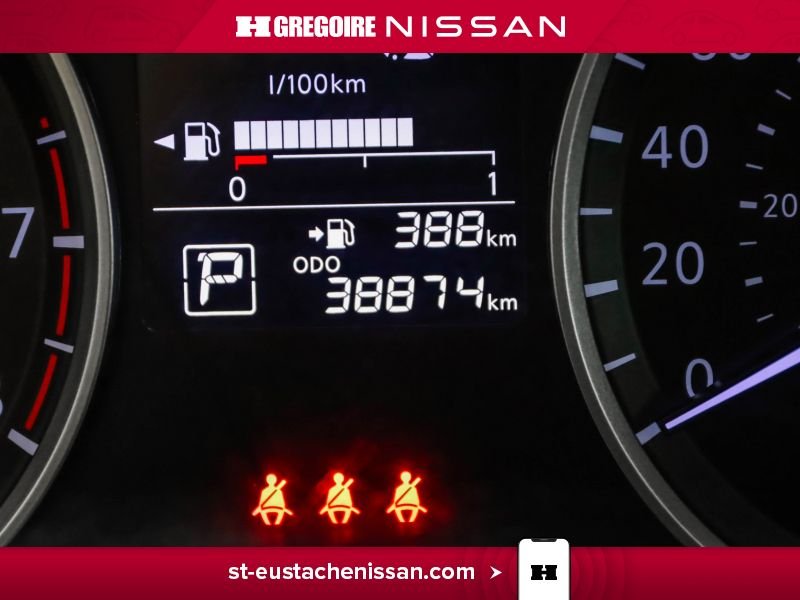2024 Nissan Kicks White Laval - photo #14