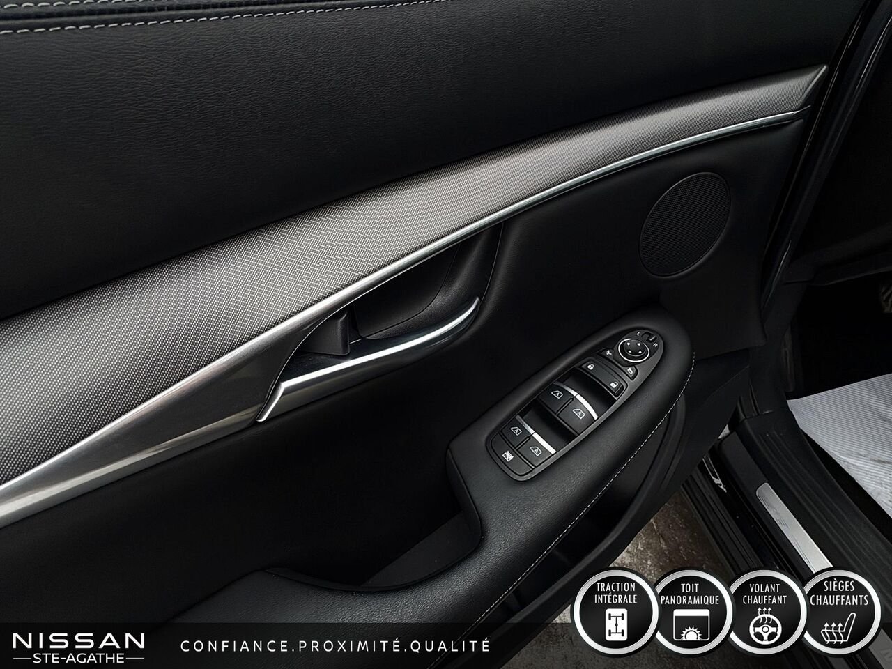 2022 INFINITI QX50 Black Sainte-Agathe-des-Monts - photo #14