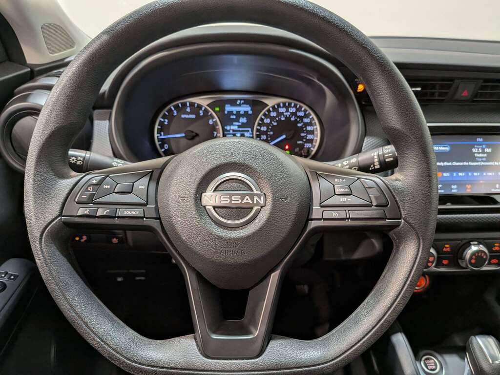 2024 Nissan Kicks S FWD Grey Val-David - photo #15
