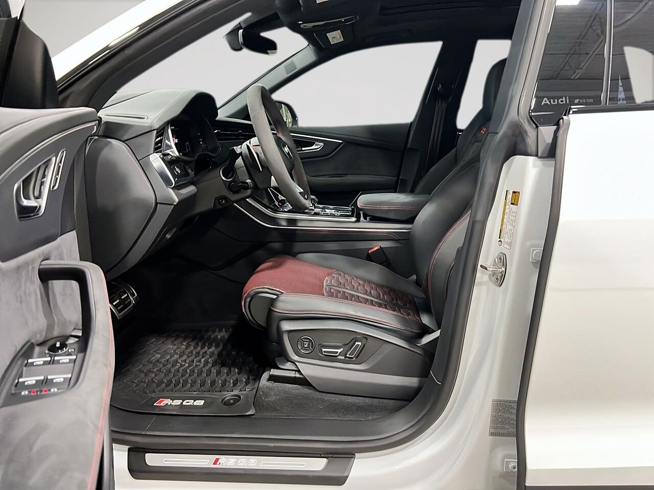 2026 Audi RS Q8 PERFORMANCE White Québec - photo #8