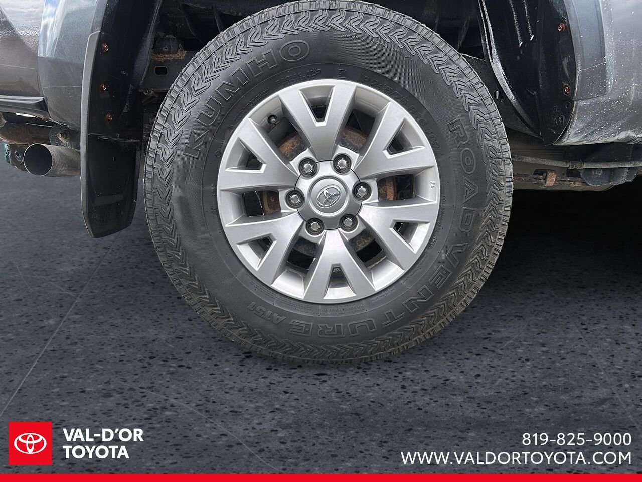 Toyota Tacoma SR5 Double Cab V6 4RM BA 2017 Gris Val-d'Or - photo #5