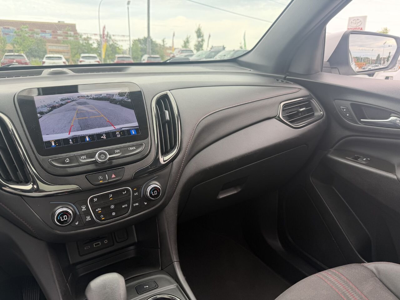 2023 CHEVROLET EQUINOX RS RS 4 portes TI White Gatineau - photo #6