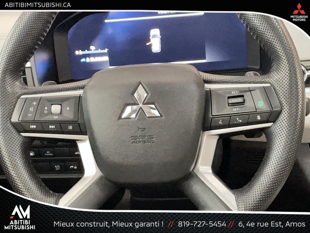 Mitsubishi Outlander PHEV 2023 Blanc Amos - photo #15
