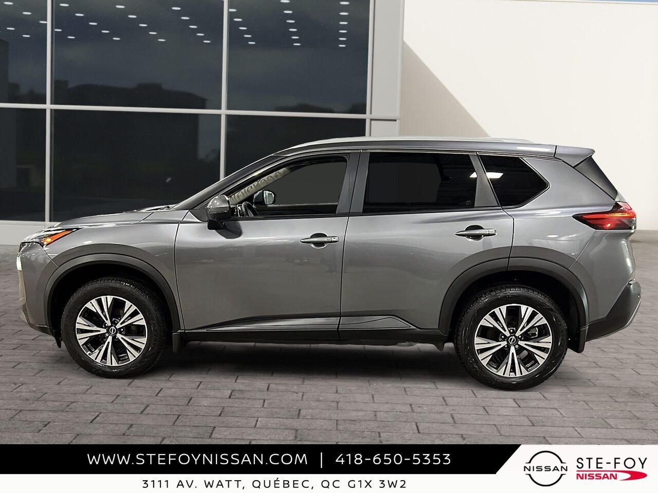 2023 Nissan Rogue SV TI Grey Ste-Foy - photo #4