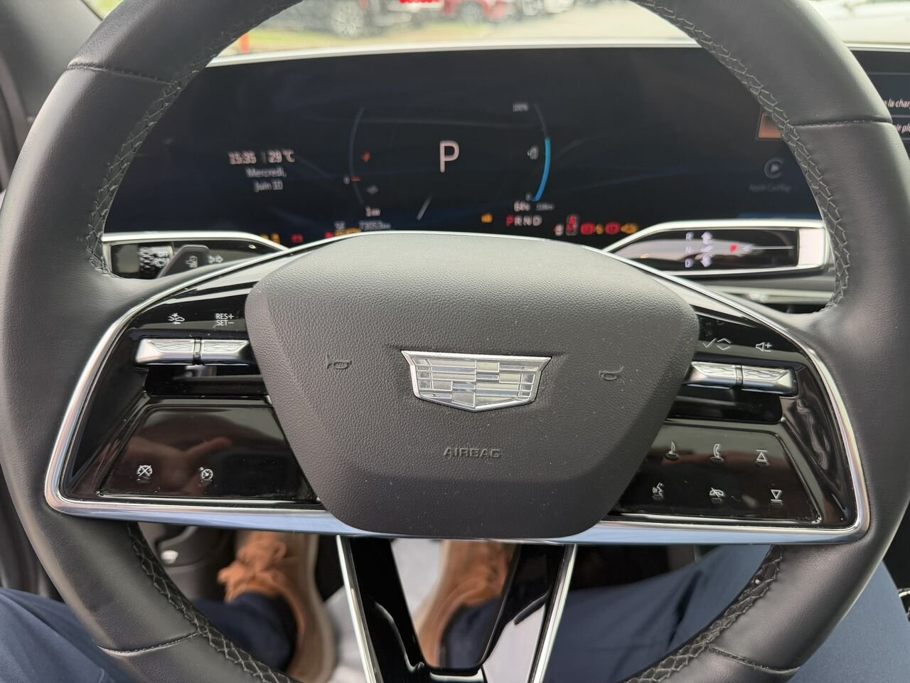 2024 Cadillac LYRIQ Tech FINANCEMENT À PARTIR DE 0.99% Grey Laval - photo #23