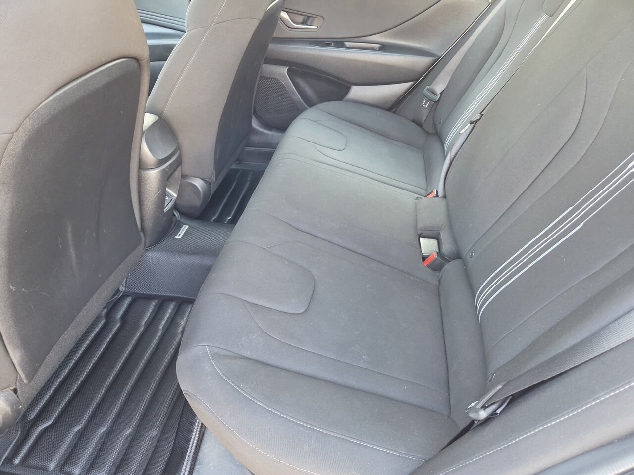 2024 Hyundai Elantra White Rouyn-Noranda - photo #10