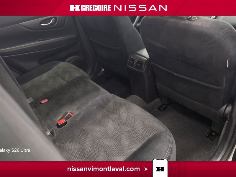 2016 Nissan Rogue Silver Laval - photo #12