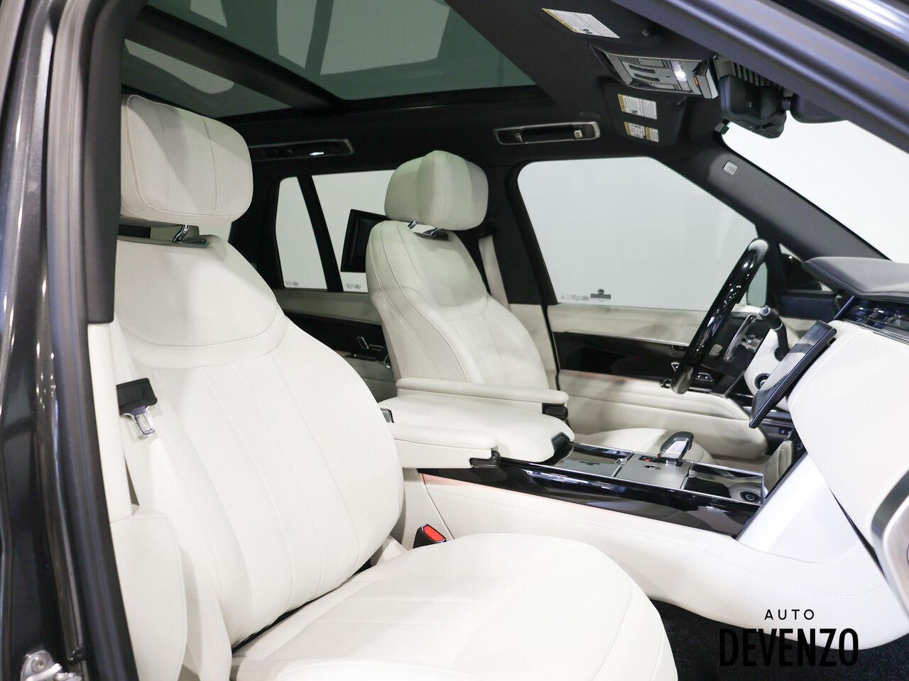 2024 Land Rover Range Rover Grey Saint-Eustache - photo #6