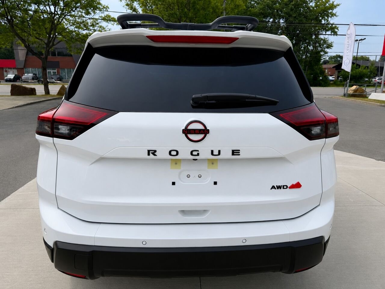 2026 NISSAN Rogue ROGUE ROCK CREEK Everest White Tricoat Pearl Châteauguay - photo #4