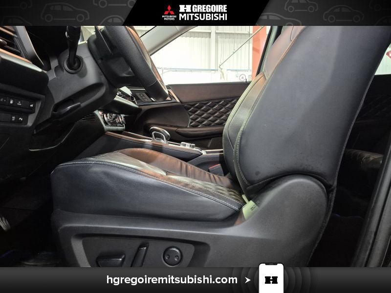 2023 Mitsubishi Outlander Plug-In Hybrid Black Saint-Eustache - photo #14