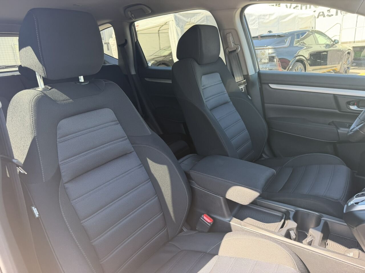 2019 Honda CR-V LX Black Laval - photo #17