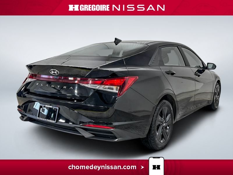 2022 Hyundai Elantra Black Laval - photo #8
