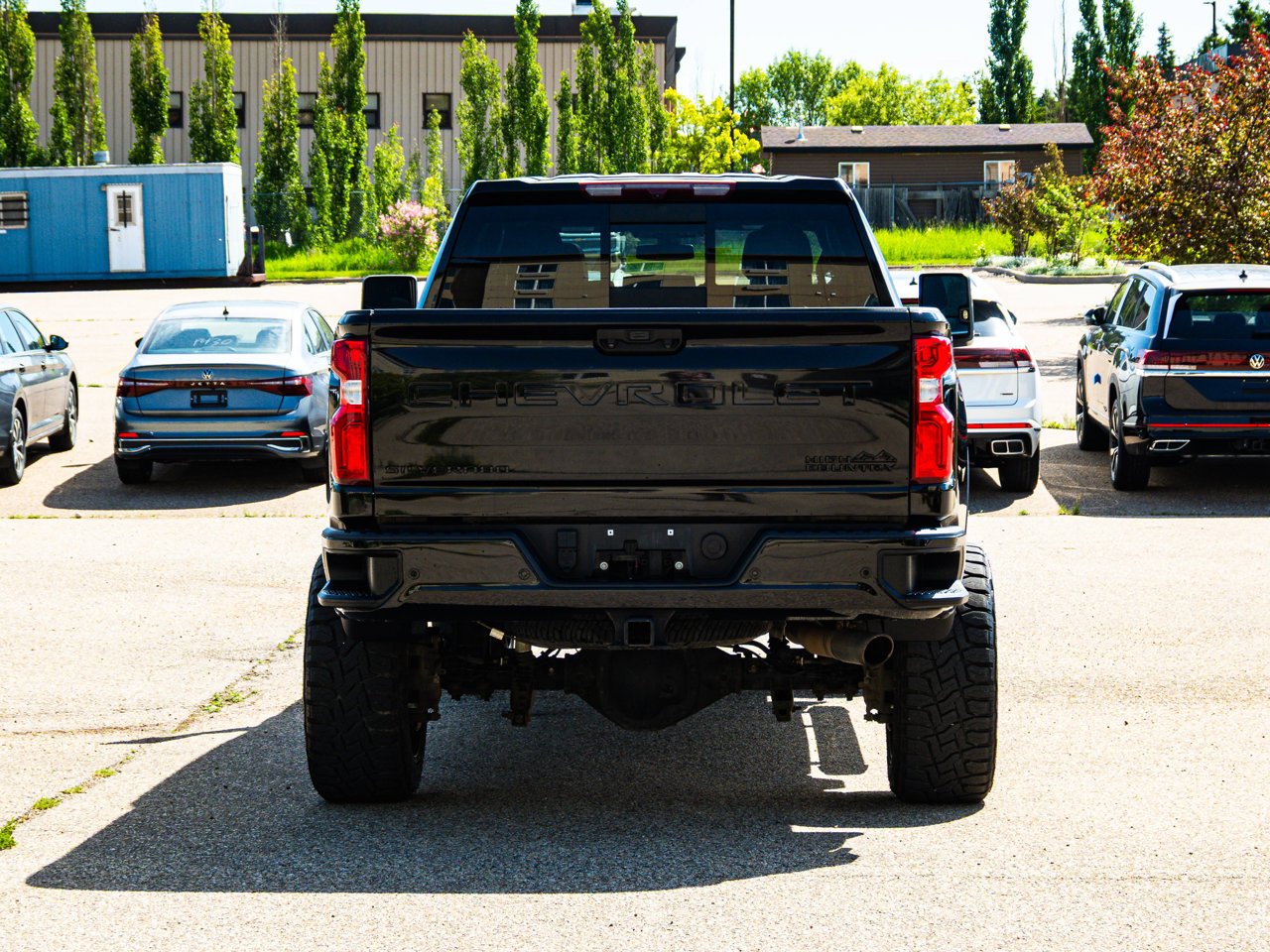 2023 Chevrolet Silverado 3500HD 4WD Crew Cab 159 High Country Black Sherwood Park - photo #11