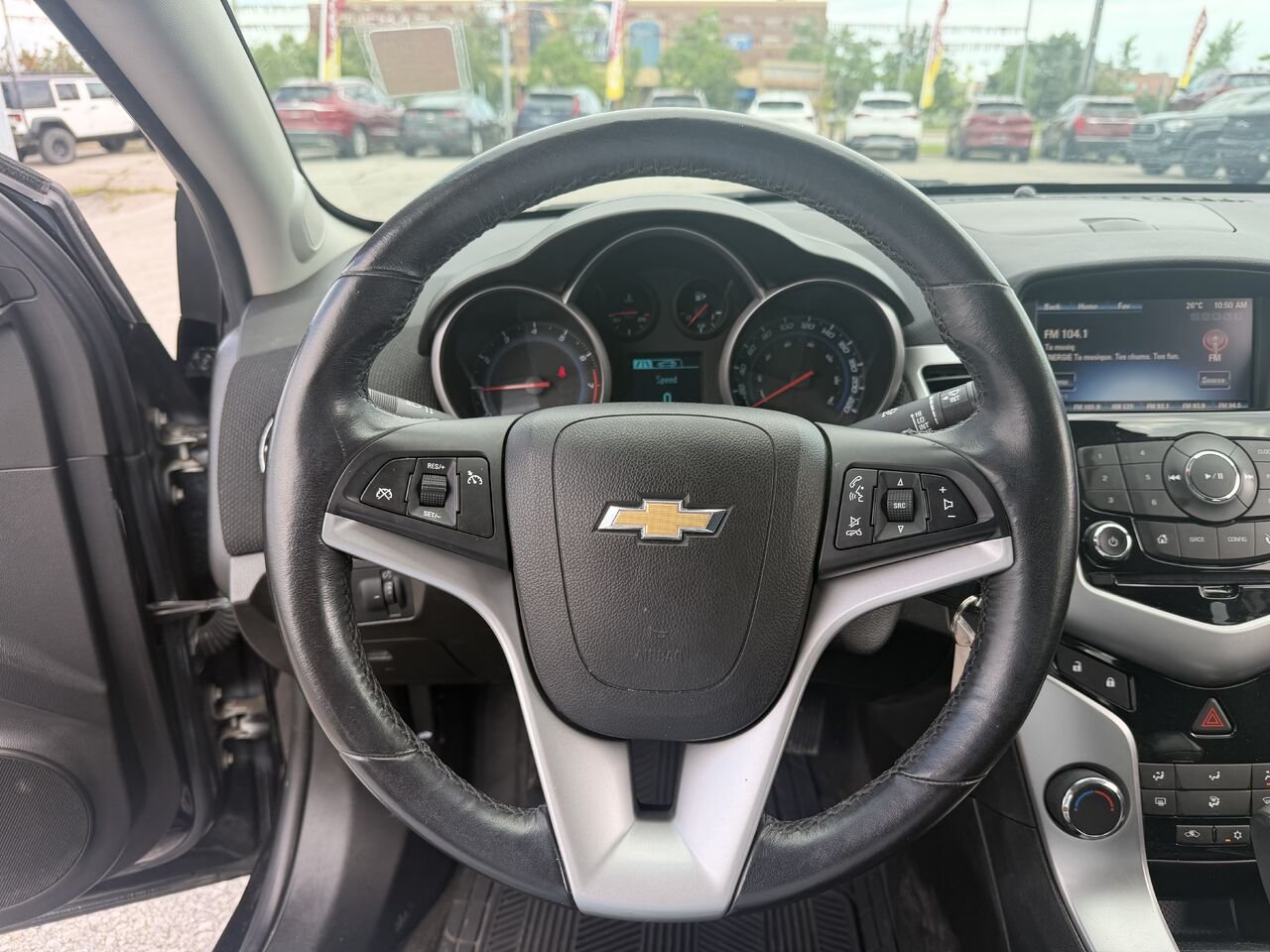 CHEVROLET CRUZE LT Berline 4 portes 1LT 2014 Noir Ottawa & Gatineau - photo #2
