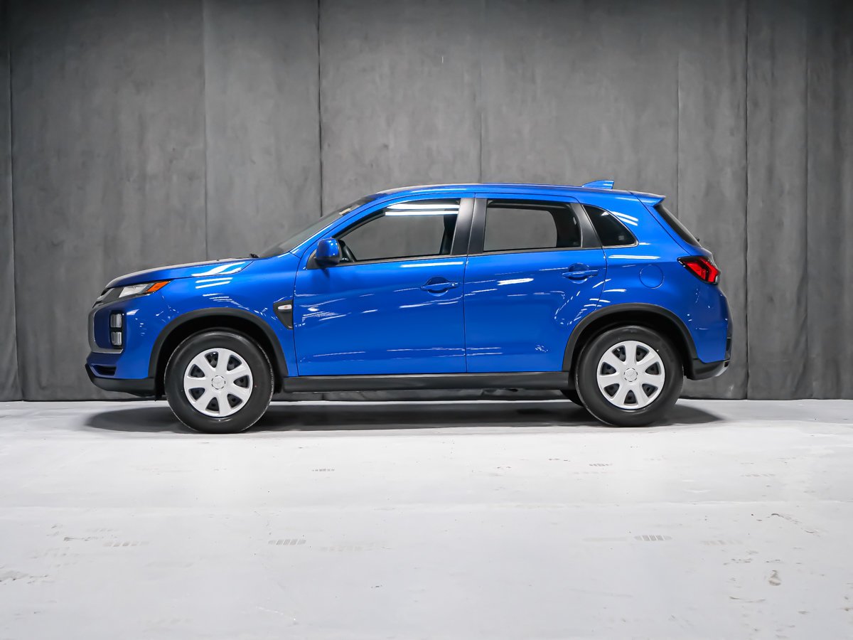 Mitsubishi RVR ES AWD APPLE CAR PLAY 2024 Bleu Montréal - photo #2