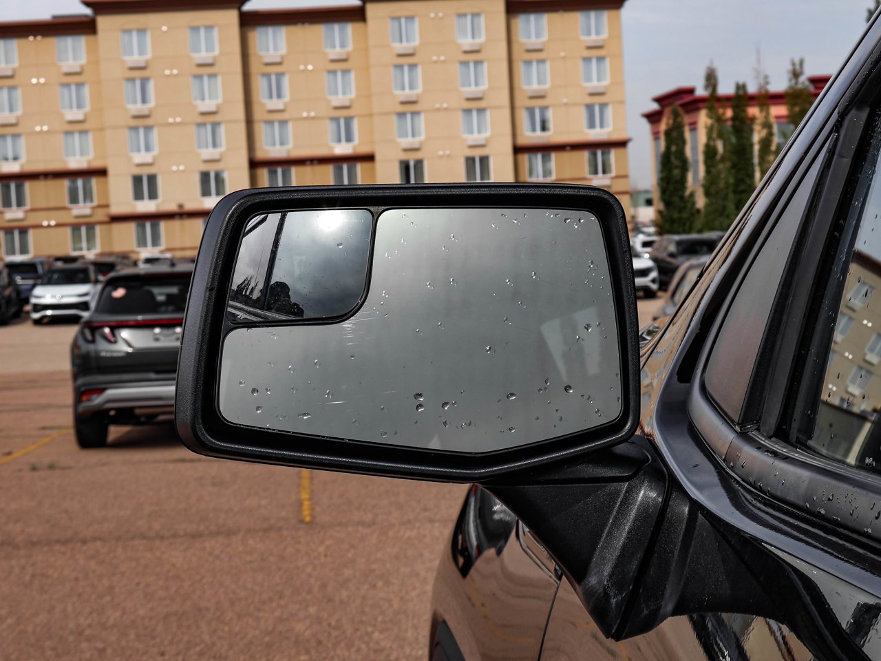 2024 GMC Sierra 1500 4WD Crew Cab 147 Elevation Black Sherwood Park - photo #12