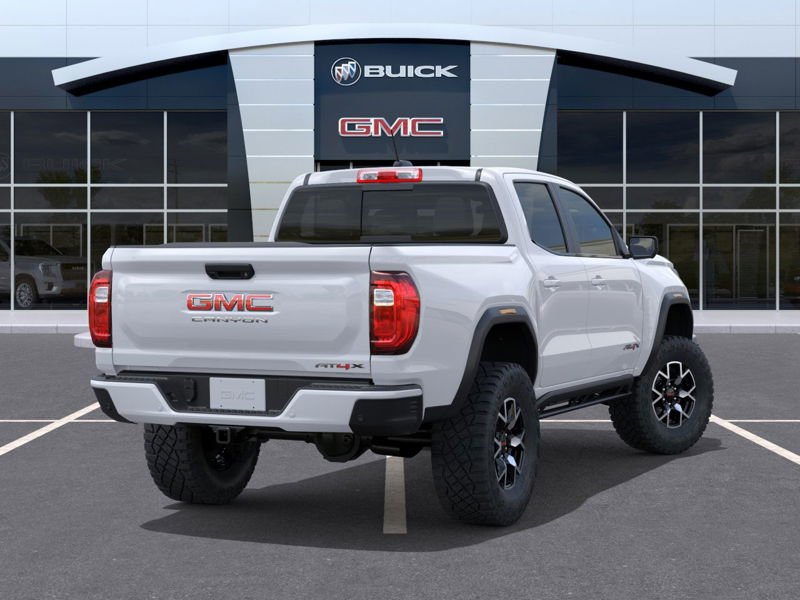 GMC CANYON AT4 CREW CAB 4WD 2025 Blanc Rivière-du-Loup - photo #3