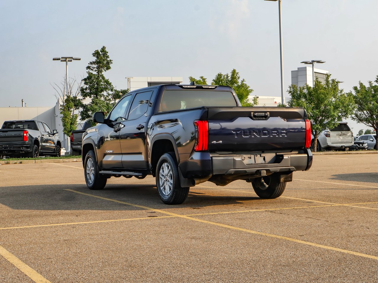 2023 Toyota Tundra 4x4 Crewmax SR Blue Sherwood Park - photo #5