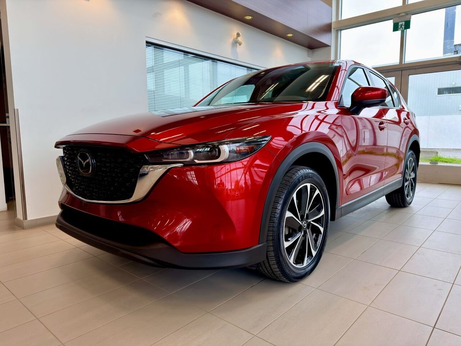 2022 Mazda CX-5 2022 Red