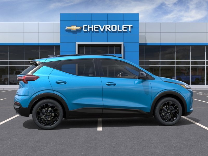 CHEVROLET Bolt 2027 2027 Bleu marina métallisé