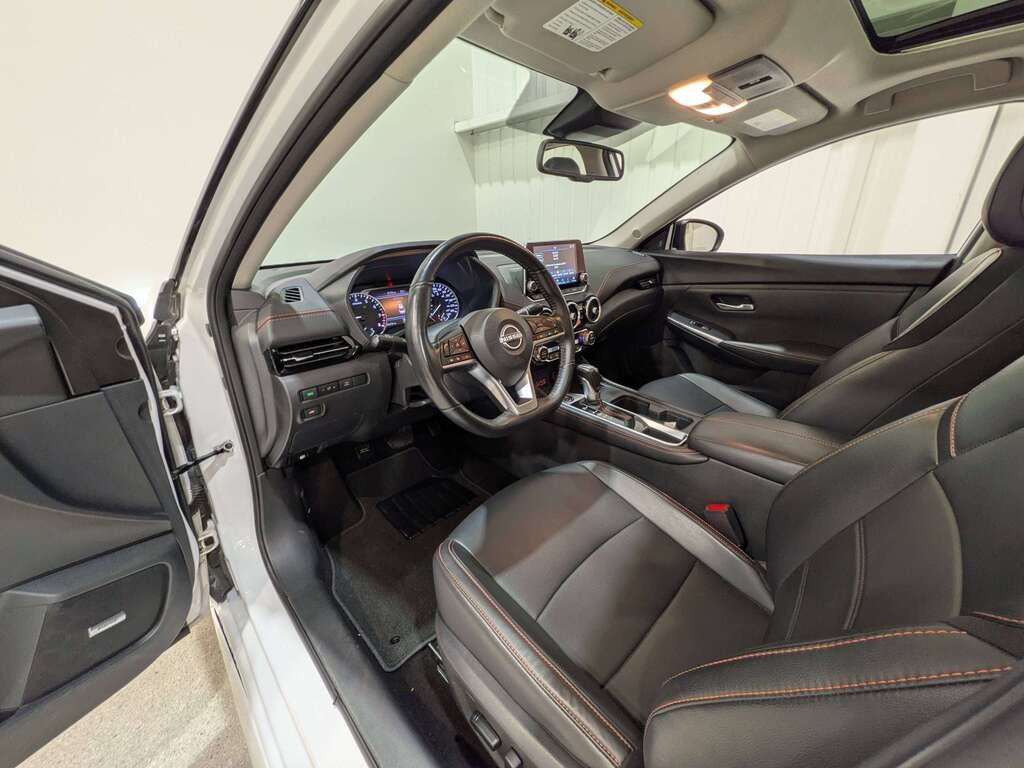 2024 Nissan Sentra SR Manual White Val-David - photo #9