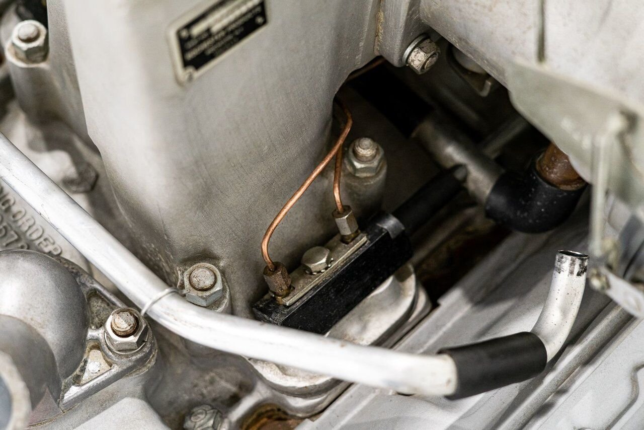 1962 Chevrolet 327/360HP PRIX EN USD | Fuelie Original Factory Motor never installed or stamped Montreal - photo #28