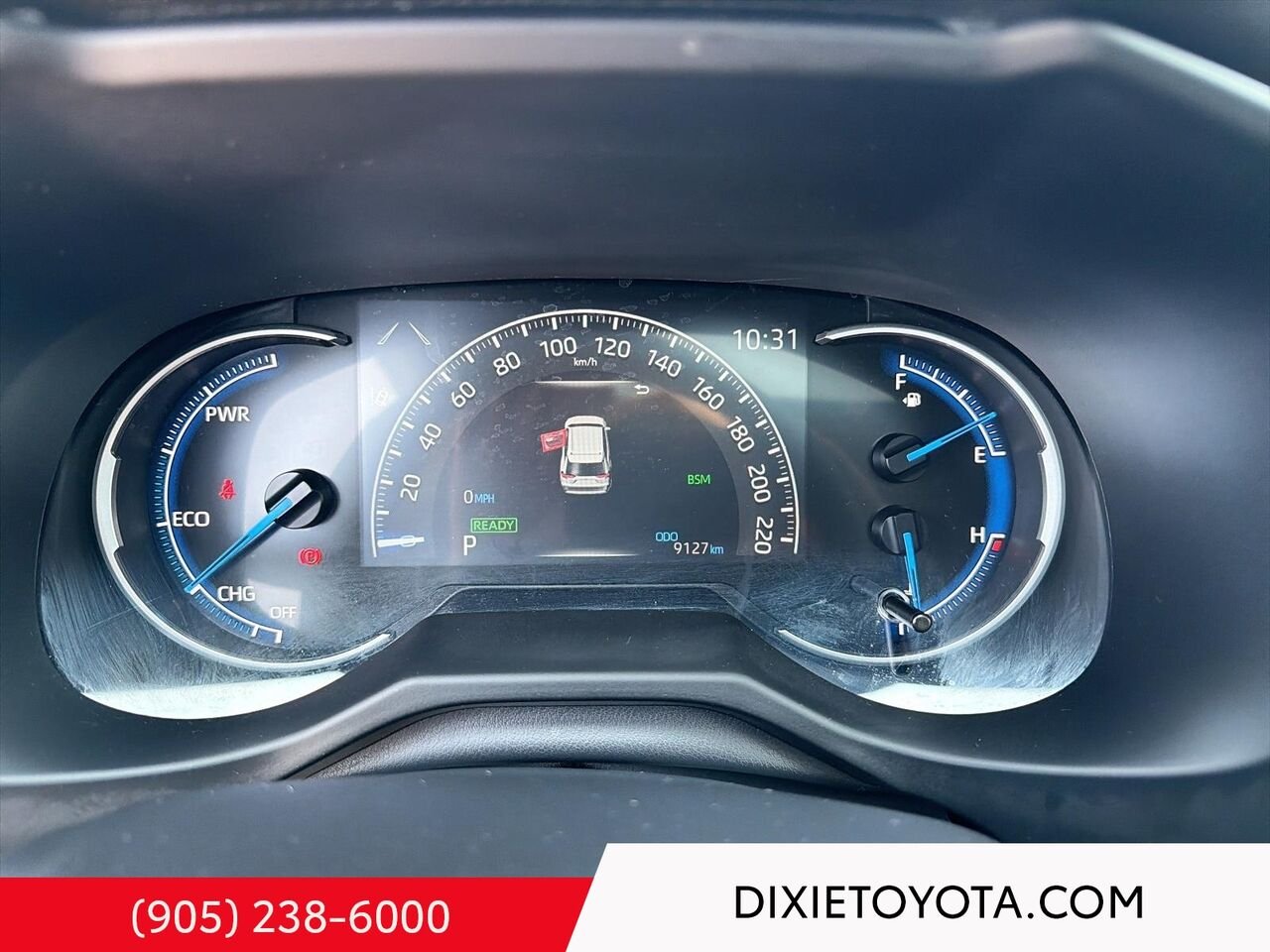 2025 Toyota RAV4 Hybrid XLE AWD / CLEAN CARFAX / HEATED SEATS / MOONROOF / ALLOY WHEELS / CARPLAY AND ANDROID AUTO Blue Mississauga - photo #13