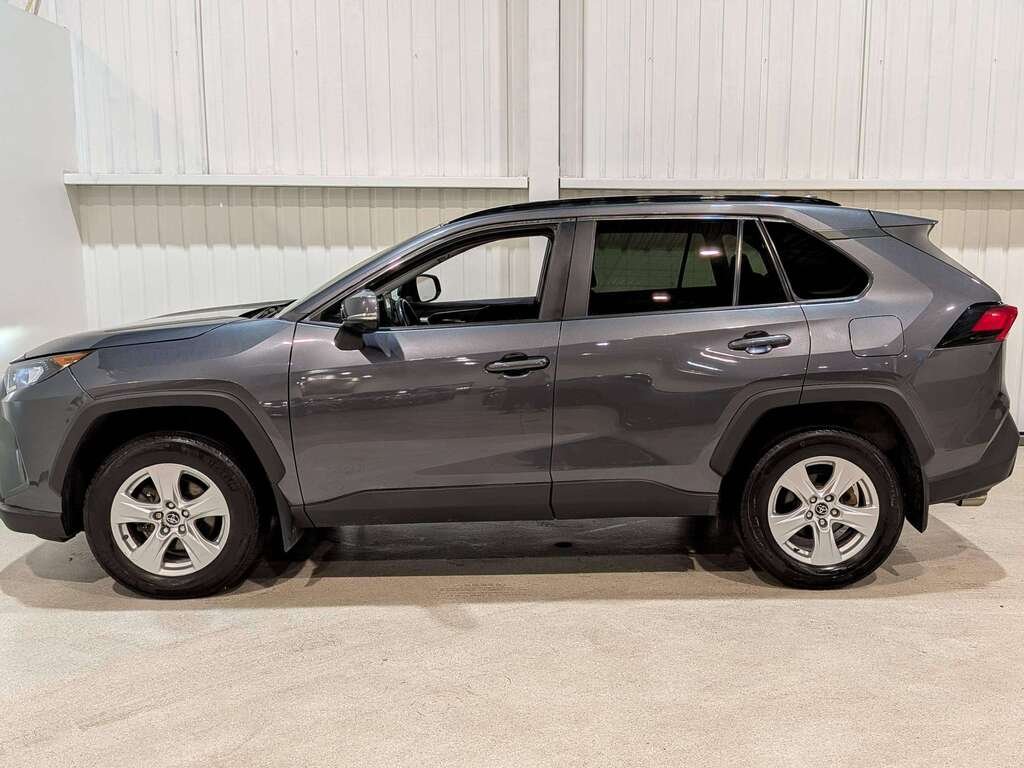 2019 Toyota RAV4 AWD XLE Grey Val-David - photo #2