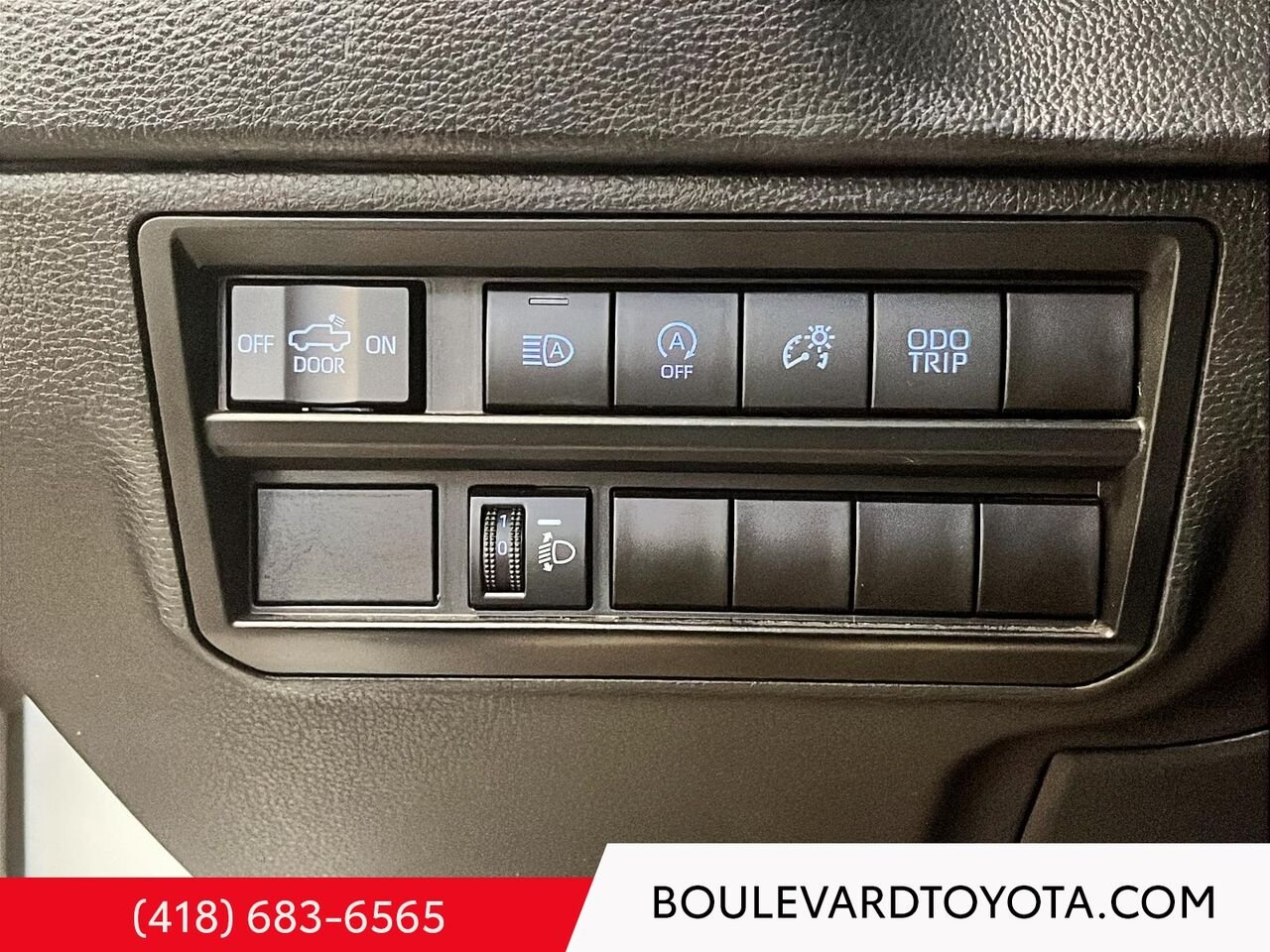 Toyota Tundra 531789-32 | SR DOUBLE CAB, 4x4 2023 Blanc Québec - photo #10