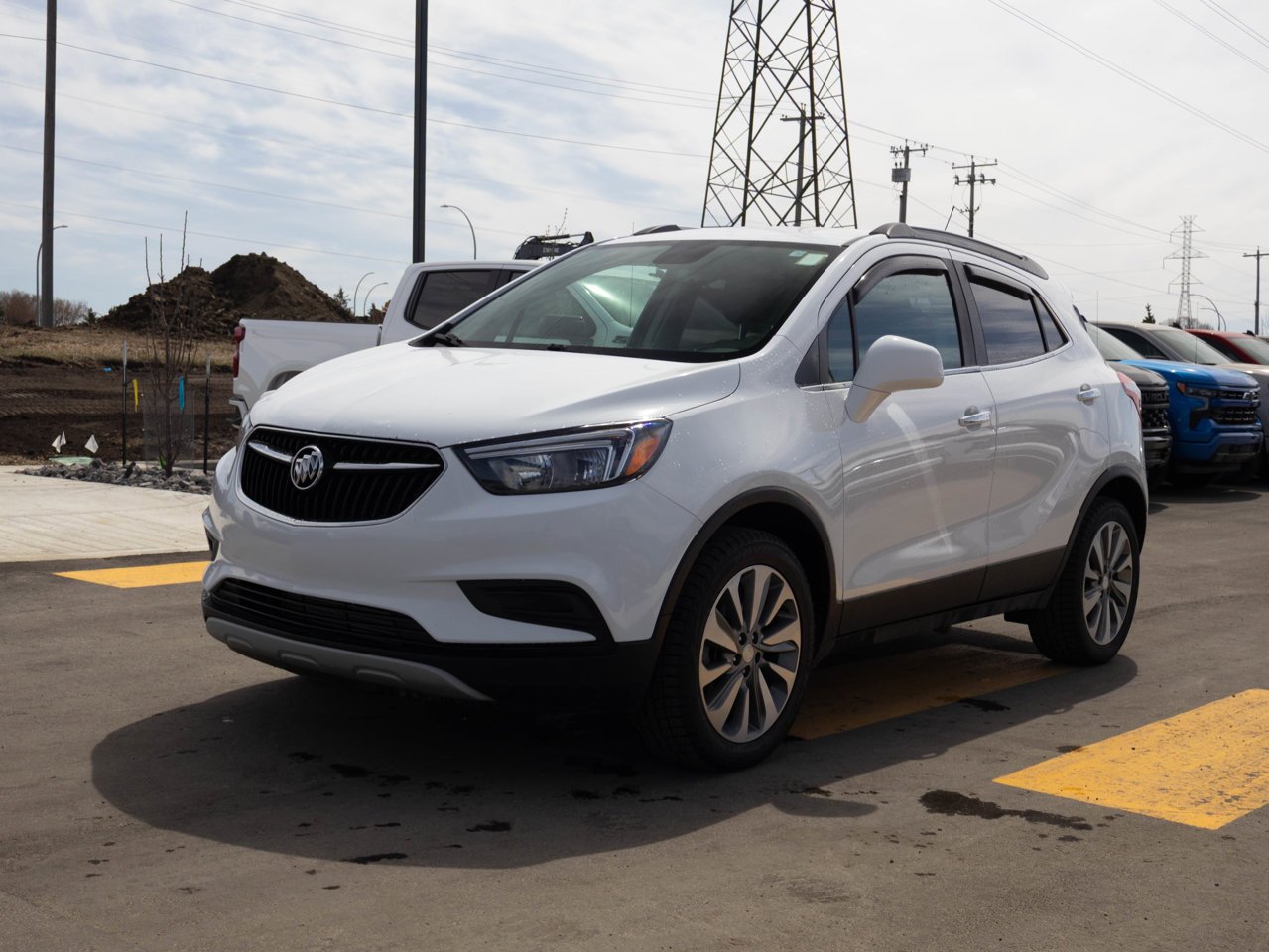 2020 Buick Encore AWD 4dr Preferred White Sherwood Park - photo #3