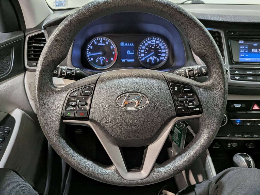 Hyundai Tucson AWD 4dr 2.0L 2017 Blanc Val-David - photo #13