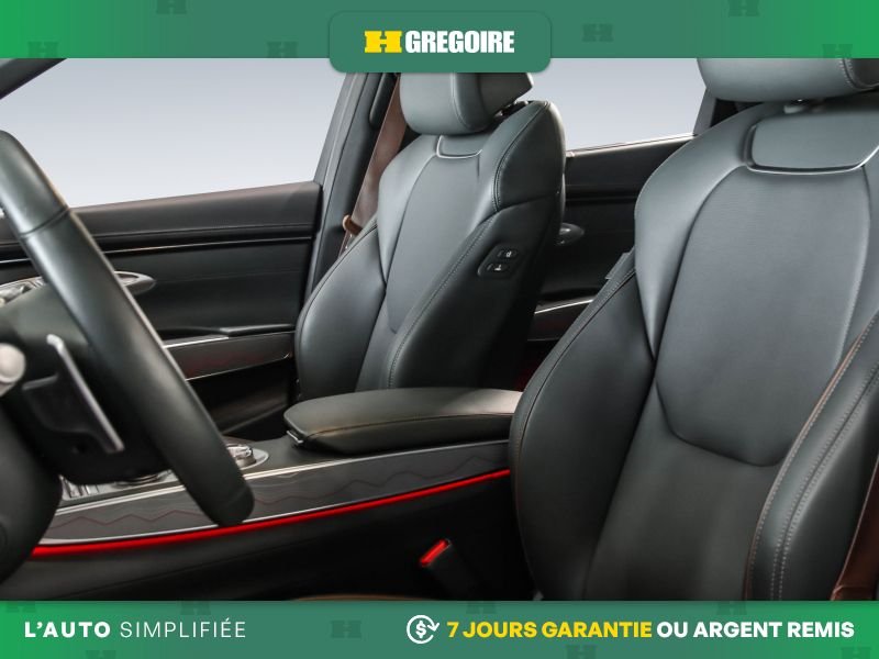 2023 Genesis GV70 White Laval - photo #21