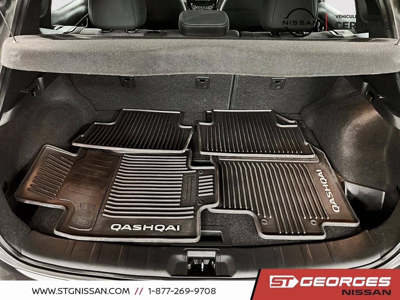 2017 Nissan Qashqai Grey Saint-Georges - photo #5